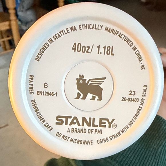 40 oz customized Stitch Freddy Krueger Halloween Cup (Not a true Stanley) - Picture 3 of 5